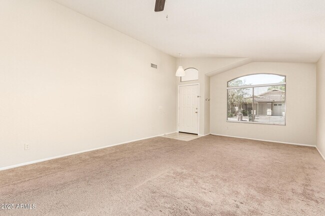 Foto del edificio - 12425 W Montebello Ave