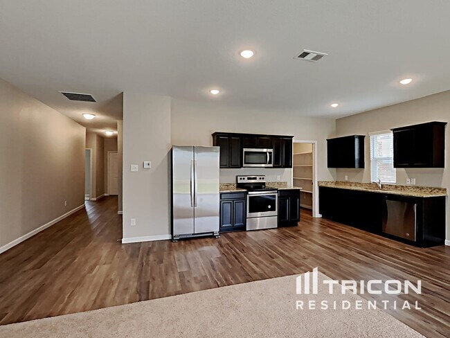 Foto del edificio - 5328 Stone Meadow Ln