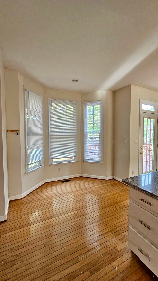 Foto del edificio - 7 Woodsage Ln