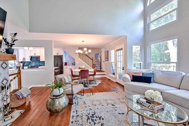 Foto del edificio - 2252 Goodwood Blvd