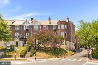 Building Photo - 3510 16th St NW