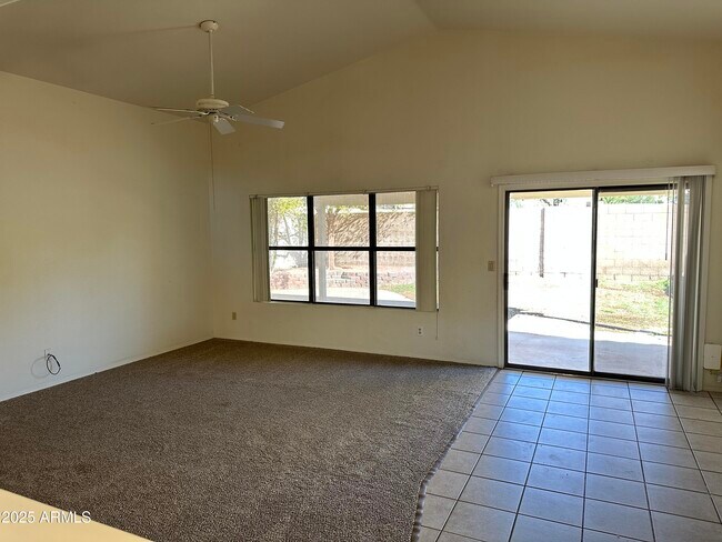 Foto del edificio - 14835 S 26th Way