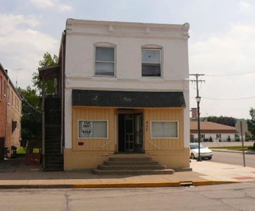 Primary Photo - 427 W 7th St