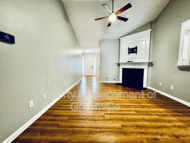 Foto del edificio - 603 Fairview Lake Way
