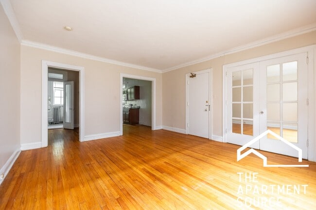 Photo - 911 Elmwood Ave Apartment