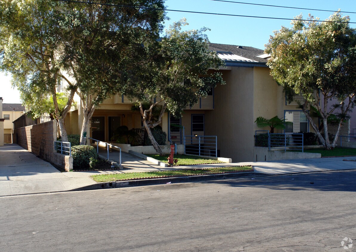 Foto del edificio - 332 W Lime St