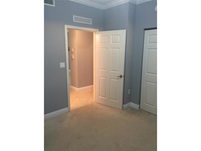 Foto del edificio - 9021 SW 94th Ave