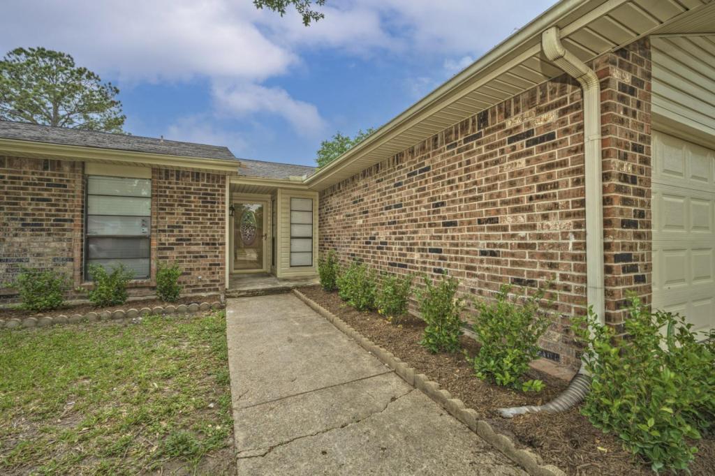 Foto principal - 5423 Dunnethead Dr