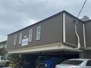 Building Photo - 710 Colquitt St