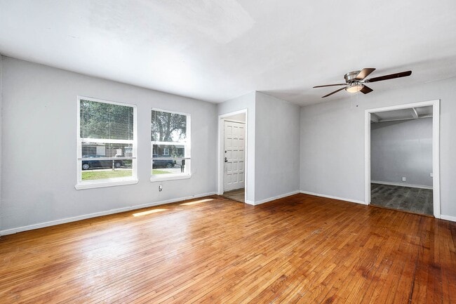 Foto del edificio - 1503 Acacia Dr