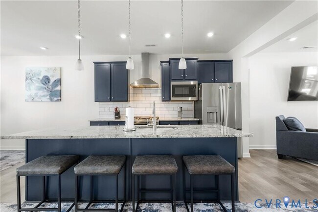 Foto del edificio - 12221 Dutch Elm Cir