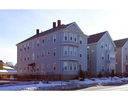 Primary Photo - 670 Plymouth Ave