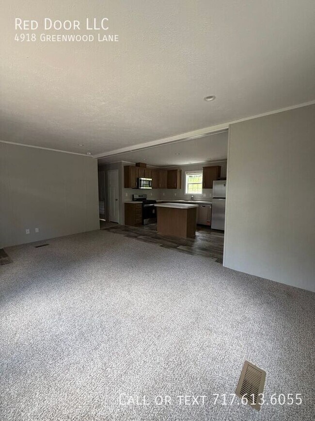 Foto del edificio - 4918 Greenwood Ln
