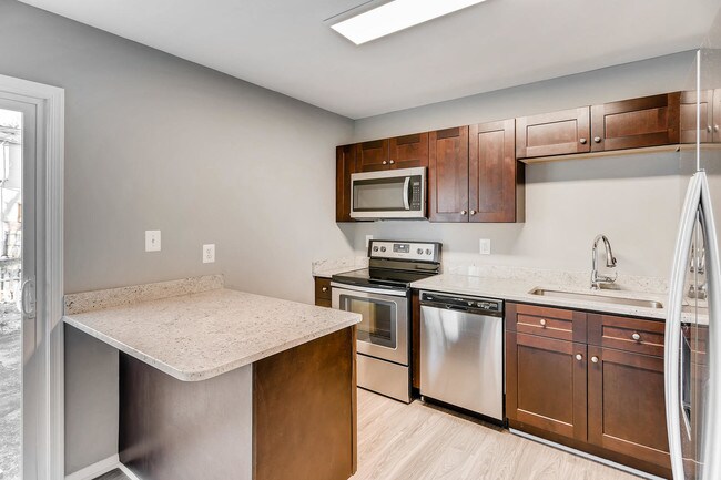 Building Photo - 1347 Harford Square Dr
