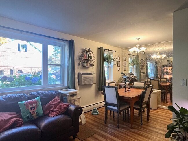Foto del edificio - 25 Regency Park Dr
