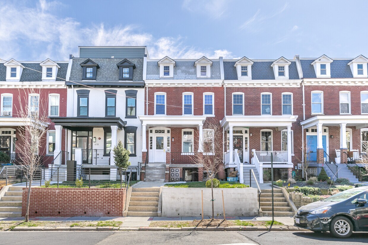 Building Photo - 620 Randolph St NW
