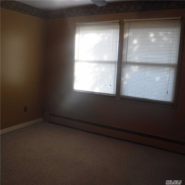 Building Photo - 15 Tinder Ln
