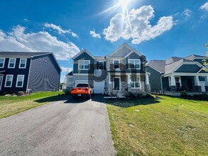 Building Photo - 5749 Shadowfair Ln