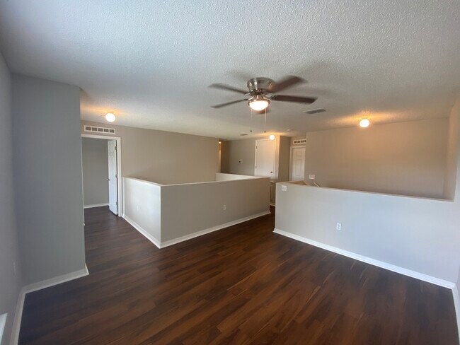 Building Photo - 4821 Preserve Blvd