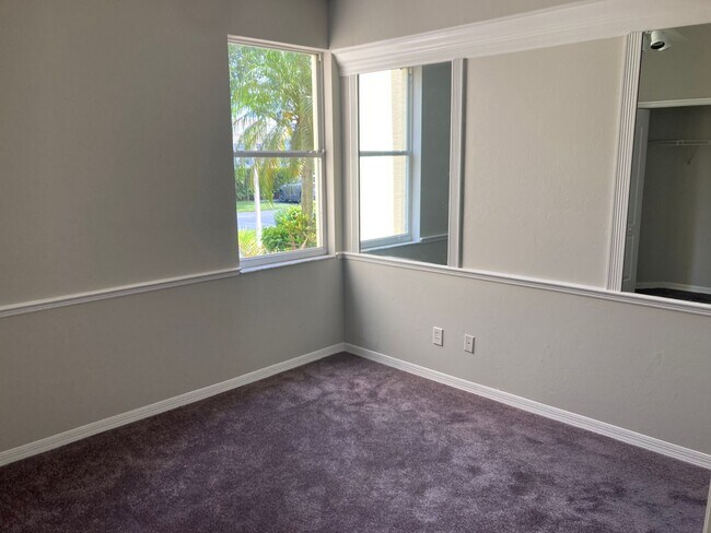 Building Photo - 1346 Mainsail Dr