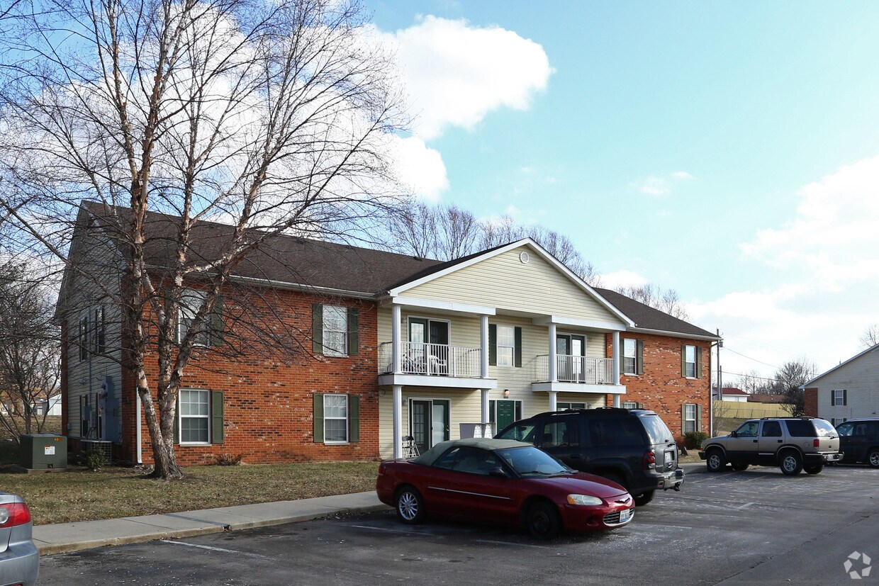 Broadway Place 608 Central Park Pl South Roxana, IL Apartments for