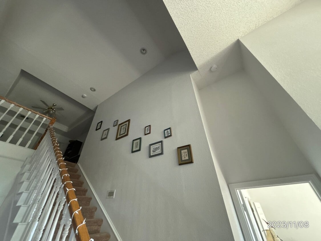 Building Photo - 3101 Crickett Dr