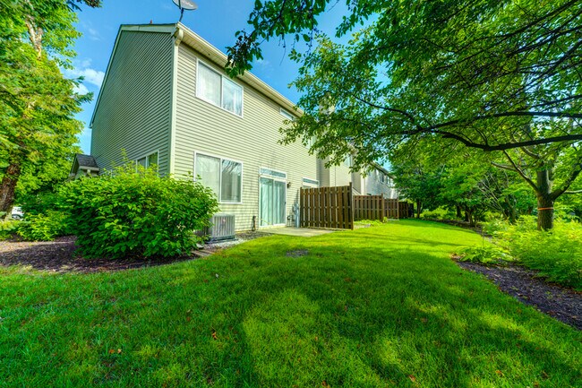 Foto del edificio - 1471 Doolittle Ln