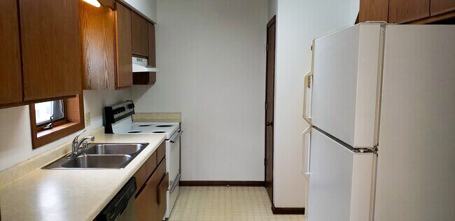 Building Photo - 645 Galena Ct