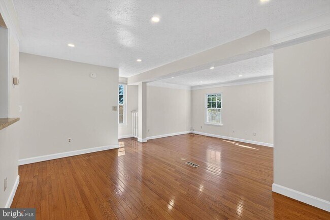 Foto del edificio - 6178 Morning Glory Rd