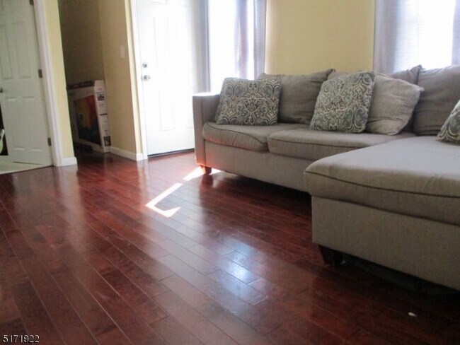 Foto del edificio - 911 Anna St