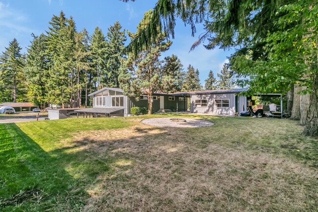 Foto del edificio - 625 108th Avenue Ct E