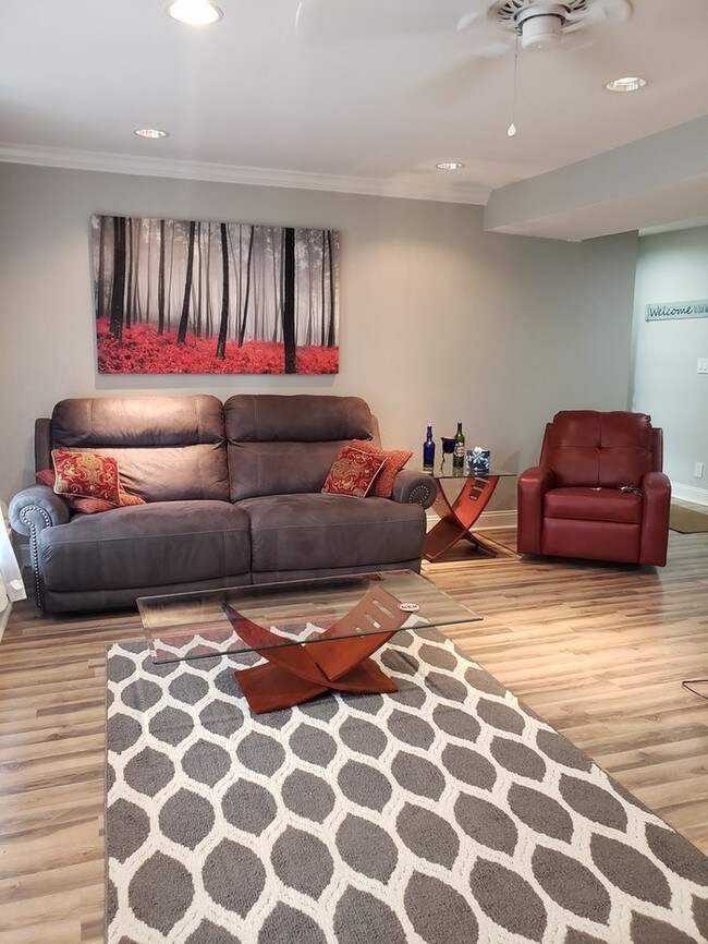 Foto del edificio - 4727 Jarboe St