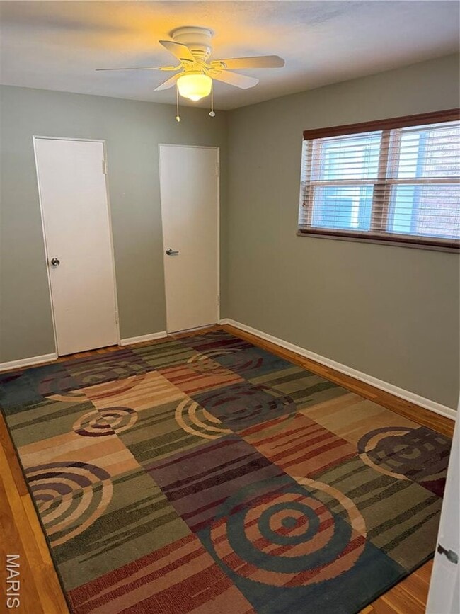 Foto del edificio - 7828 Cornell Ave