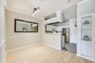 Building Photo - 1330 Old Spanish Trl