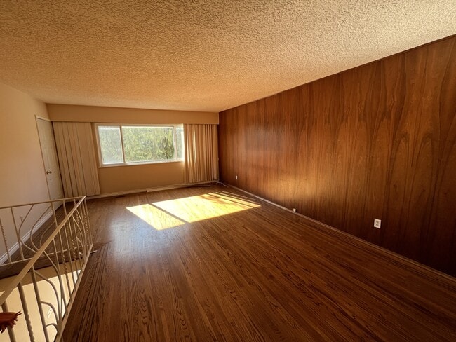 Building Photo - 775 Miller Ave