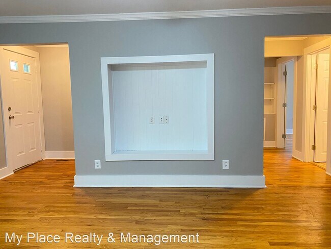 Building Photo - 2 br, 1 bath House - 204 Rudolph Dr