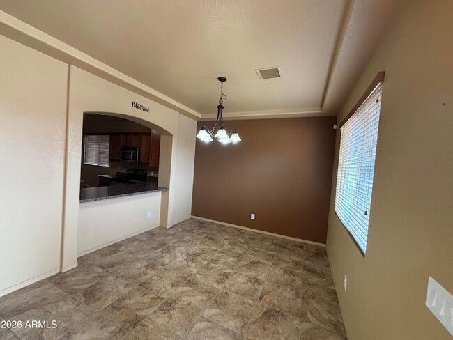 Building Photo - 5558 Wilder Dr