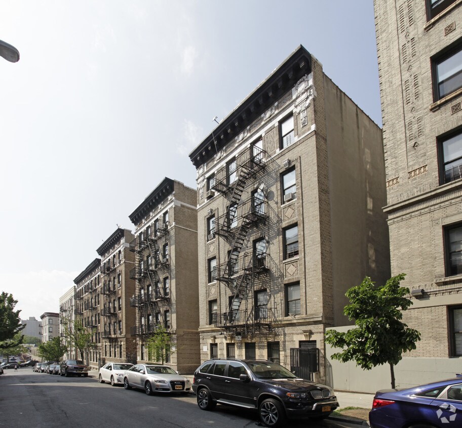 411-417 CON 128th ¡St - 411-417 W 128th St