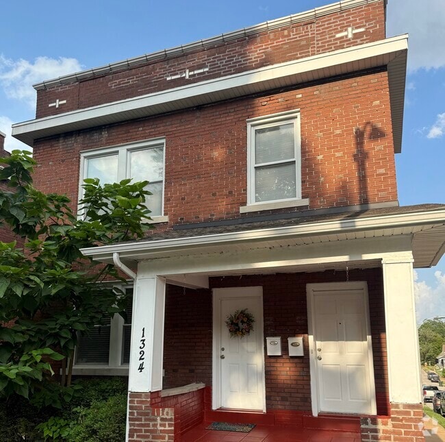 Building Photo - 1324 McCausland Ave