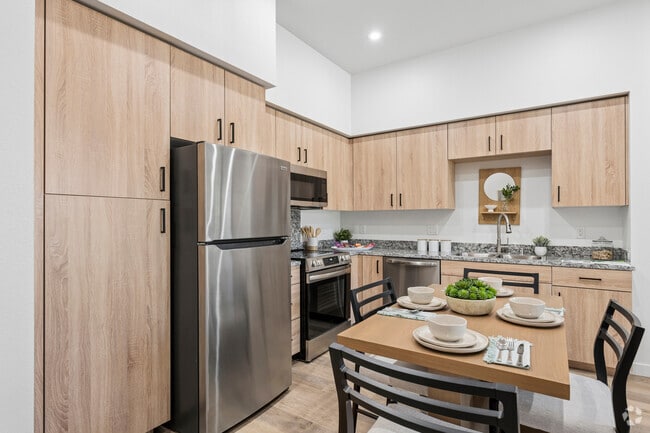 Model D 2BR, 1BA - 860SF - Dining Room - The Grove at Woodlake
