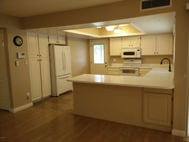 Building Photo - 4913 W Ironwood Dr