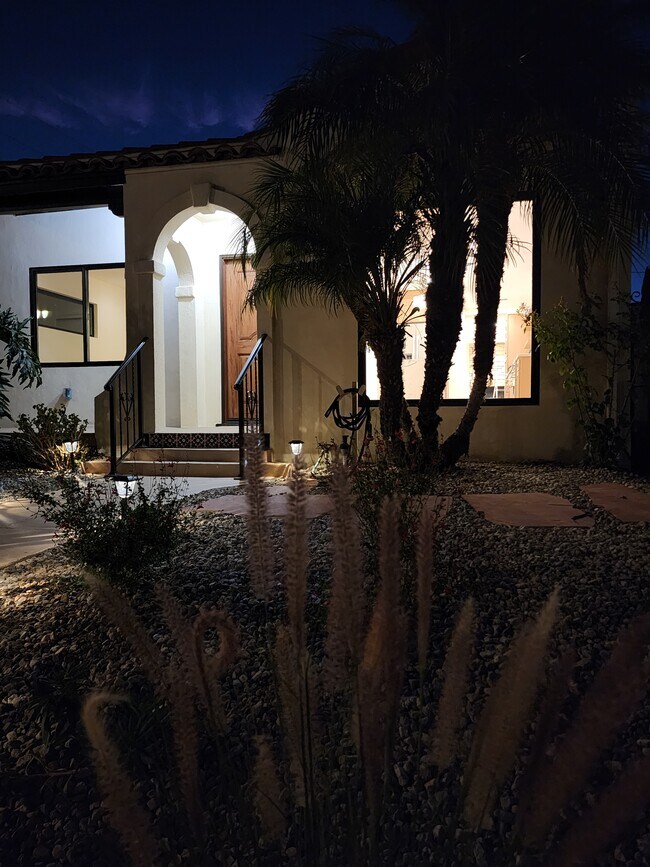 Foto del edificio - 2307 Fernleaf St