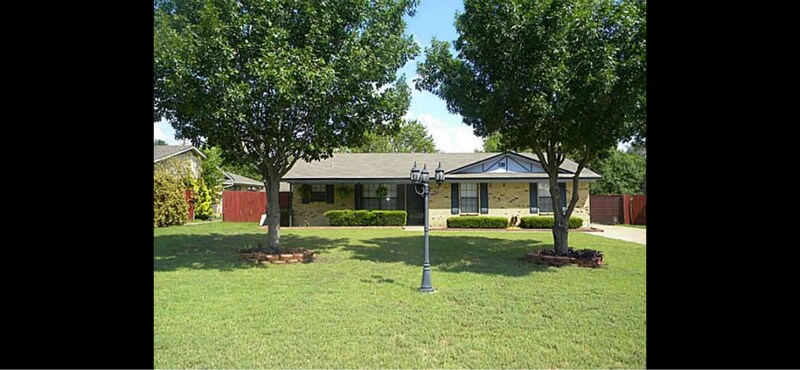 Foto principal - 208 N Meadowview Dr