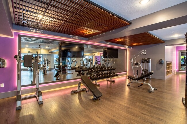 Foto del edificio - Neon Burnsville