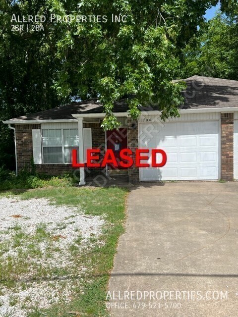 Photo - 1704 N. Lewis Ave.-