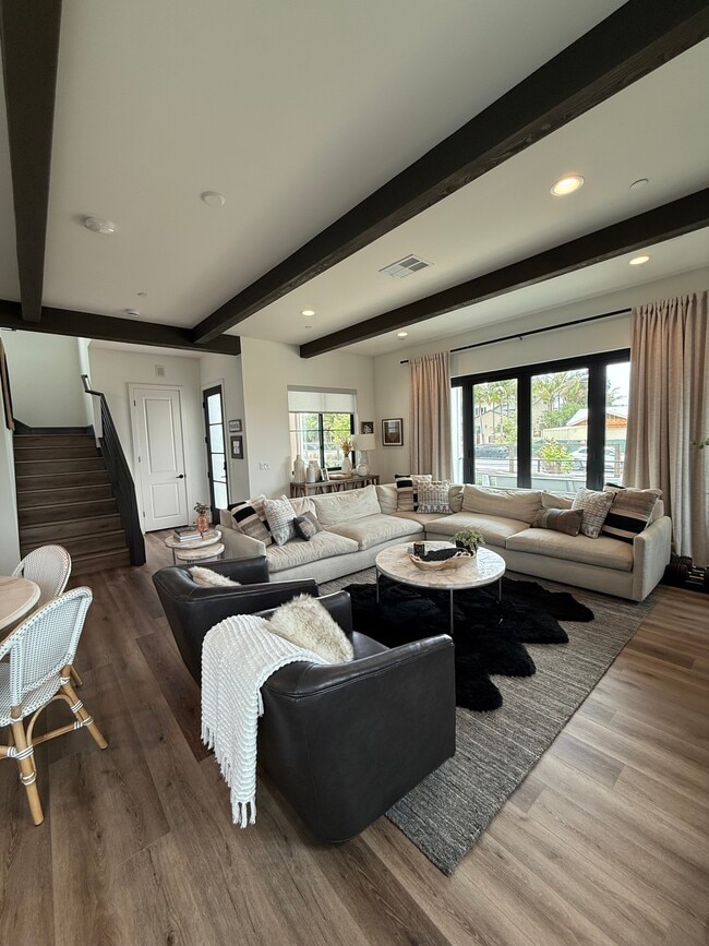 Building Photo - 1210 Molara Ln