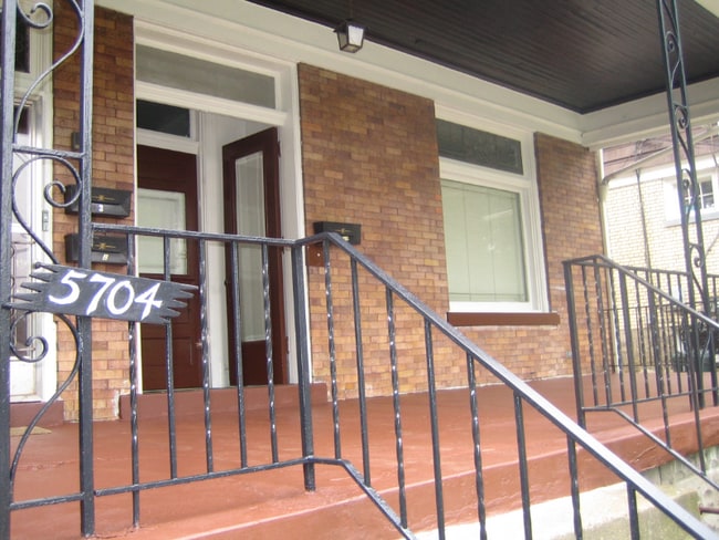 Photo - 5704 Darlington Rd Apartment