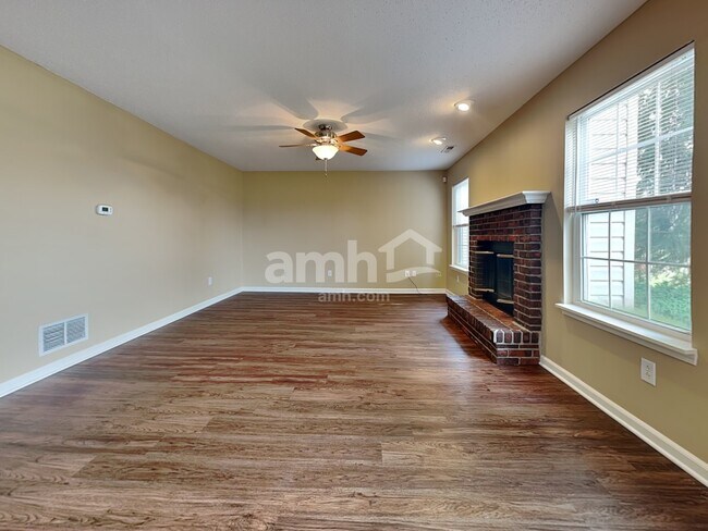 Foto del edificio - 3736 White Cliff Way