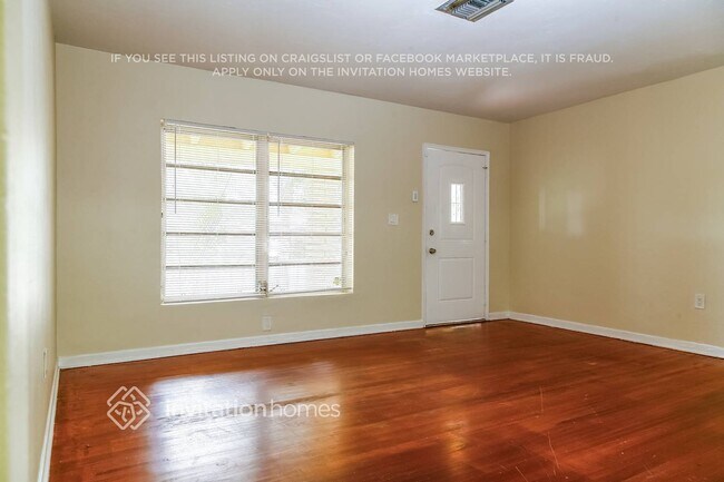 Foto del edificio - 245 NW 124th St