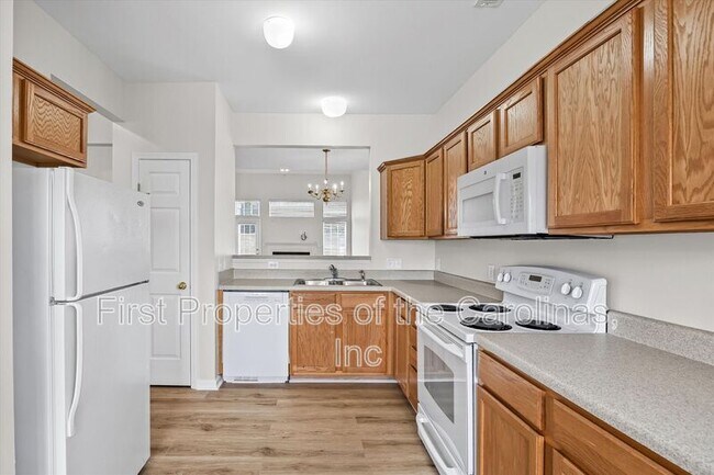 Building Photo - 616 Bayou Cir